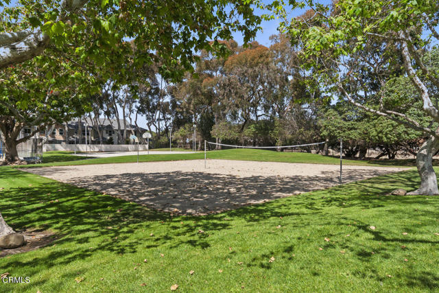 566 Ebbtide Circle, Port Hueneme CA: https://media.crmls.org/mediaz/185bab35-60eb-44ad-944b-5222f01c17b1.jpg