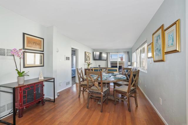 Detail Gallery Image 37 of 50 For 3492 Bayside Ln, San Diego,  CA 92109 - – Beds | – Baths