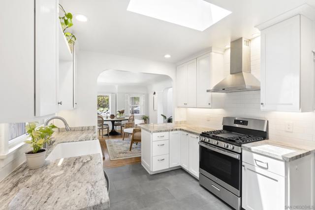 4067 PALMETTO WAY, San Diego CA: https://media.crmls.org/mediaz/185bcd3e-f71e-4a5b-8a45-da37f551321a.jpg