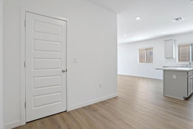 7200 Robins Cove Drive, Stockton CA: https://media.crmls.org/mediaz/185cacd2-a25e-4fa0-98bb-3c92e8cd7717.jpg