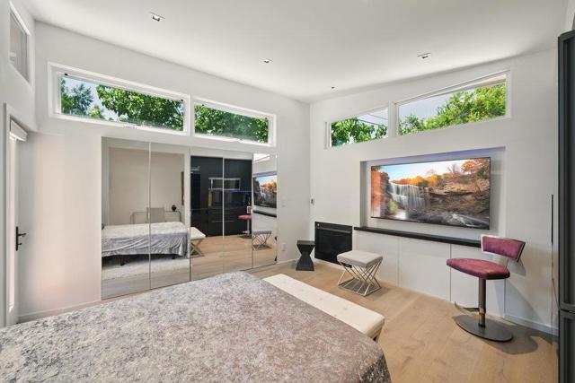 502 Palm Avenue, Los Altos CA: https://media.crmls.org/mediaz/185de987-cafd-459d-928b-b993309c9228.jpg