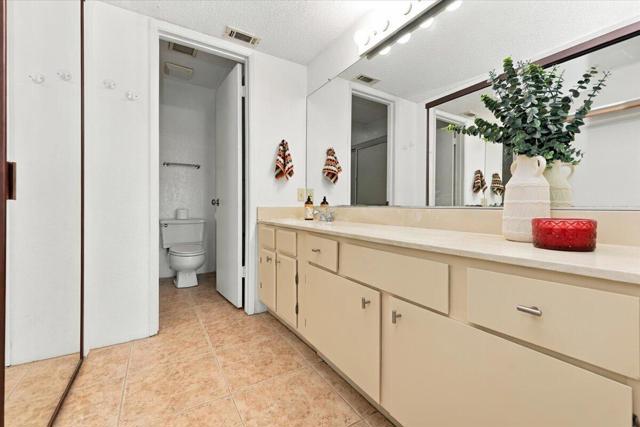 5115 E Waverly Drive #D30, Palm Springs, CA 92264