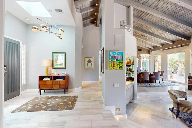 1311 Fuego Circle, Palm Springs CA: https://media.crmls.org/mediaz/185ecdbd-d527-40b4-a06a-6780852e9f2c.jpg