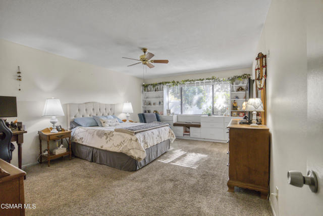 2190 Westshore Lane, Westlake Village CA: https://media.crmls.org/mediaz/185fce40-6e99-46a5-bfc9-ad8fce5c1597.jpg