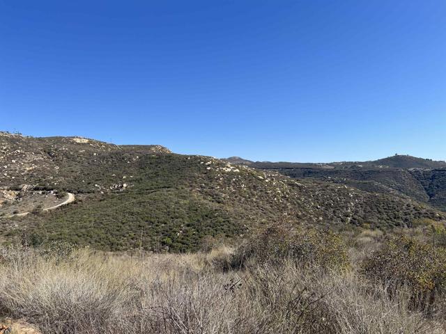 0 APN 3211003200, Poway CA: https://media.crmls.org/mediaz/186000f2-df45-4b40-9ee2-c82f202a25a1.jpg