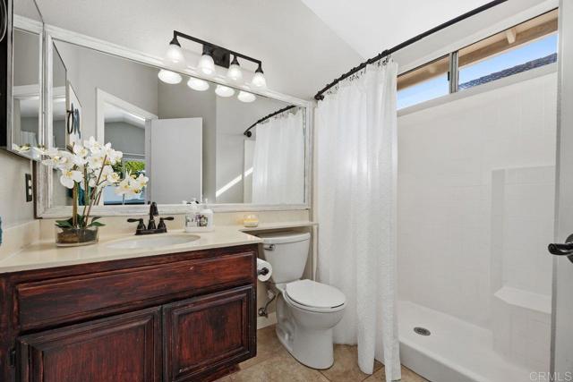 Detail Gallery Image 21 of 35 For 1745 Crystal Ridge Way, Vista,  CA 92081 - 2 Beds | 2 Baths