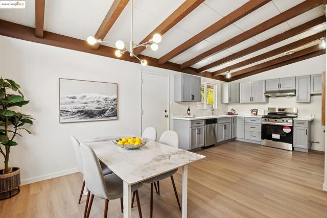 2590 Kavanagh Rd, San Pablo CA: https://media.crmls.org/mediaz/1862fac8-f655-43aa-b443-2e5dc31f9208.jpg