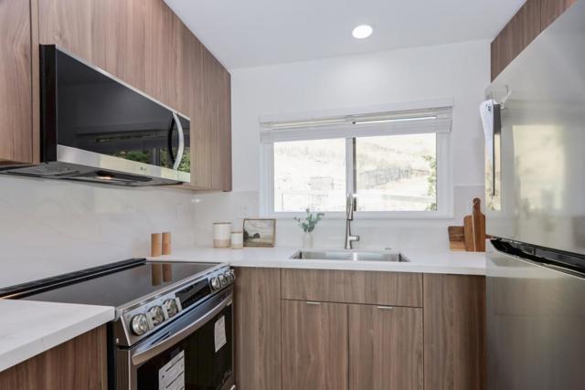 231 Cavalo Court, Fremont CA: https://media.crmls.org/mediaz/186472b8-d1fe-4e5c-96fb-874b18d94fa0.jpg