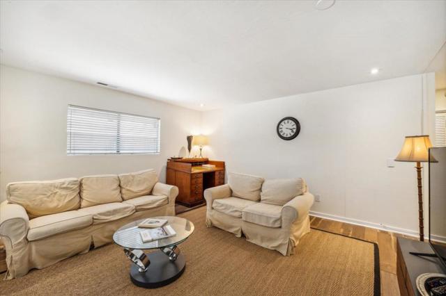 9500 Center Street, Carmel CA: https://media.crmls.org/mediaz/18652932-fb21-4752-8adf-ebb2a7ce2789.jpg