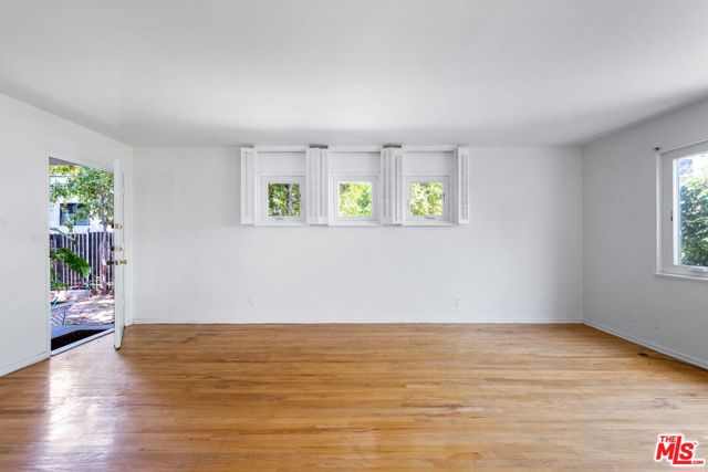 Image 14 of 25 For 1477 Havenhurst Drive