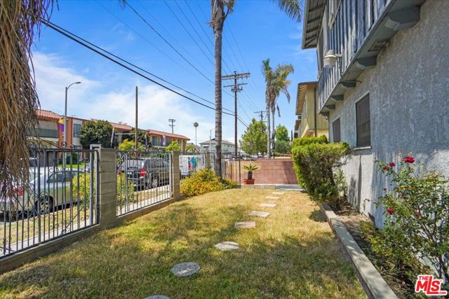 6242 Beck Avenue, North Hollywood, California 91606, ,Multi-Family,For Sale,Beck,24402361