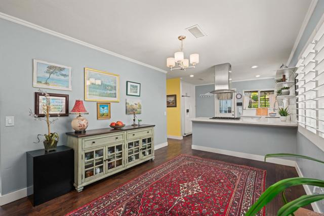 620 Sunset Drive, Vista CA: https://media.crmls.org/mediaz/1866bc3c-8c77-4057-b408-1f401b0d26e5.jpg