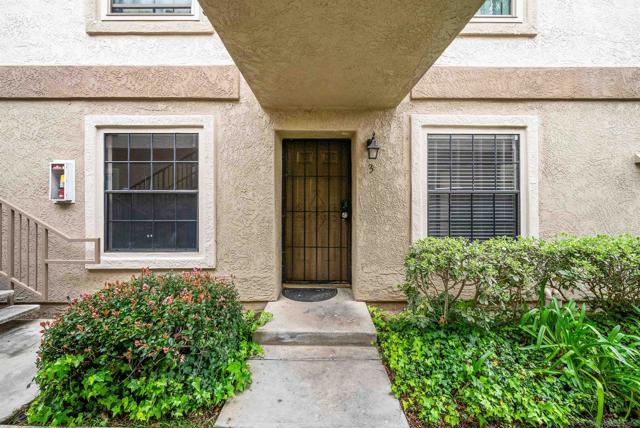 Image 5 of 25 For 10301 Azuaga St  3
