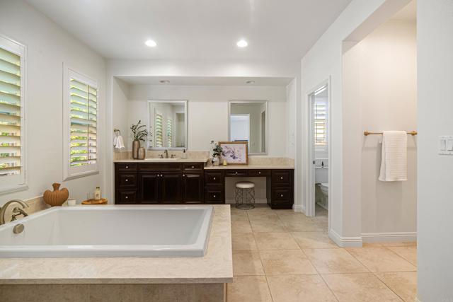 Detail Gallery Image 19 of 28 For 712 Normandy Rd, Encinitas,  CA 92024 - 5 Beds | 4/1 Baths