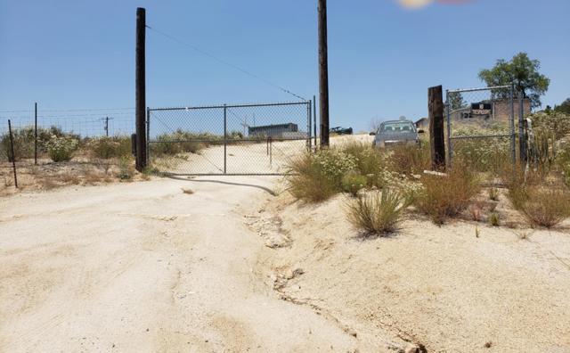 Detail Gallery Image 2 of 16 For 1430 Kimberly Way, Campo,  CA 91906 - 3 Beds | 2 Baths