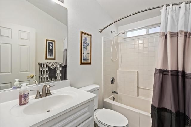 Detail Gallery Image 25 of 39 For 2280 E Valley Pkwy #4,  Escondido,  CA 92027 - 2 Beds | 2 Baths