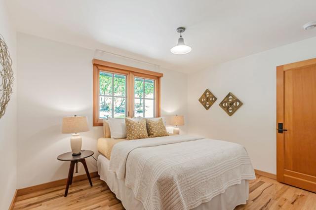17900 China Grade Road, Boulder Creek CA: https://media.crmls.org/mediaz/186aa7e4-3d0b-4ab7-86ba-11df4a05268e.jpg