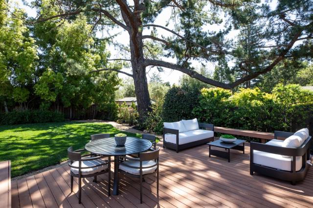 867 Campbell Avenue, Los Altos CA: https://media.crmls.org/mediaz/186b1cad-00e0-4b74-9462-fd9f09482c6a.jpg