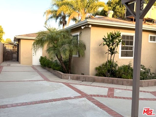 6313 Bluebell Avenue photo 35