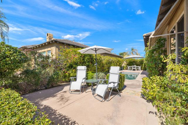 37 Shoreline Drive, Rancho Mirage CA: https://media.crmls.org/mediaz/186ba0f5-c570-4624-800c-8e48245a4cf4.jpg
