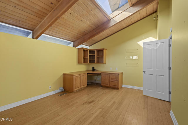 590 Alosta Drive, Camarillo CA: https://media.crmls.org/mediaz/186bf748-656f-46eb-a609-c9f3957f0749.jpg