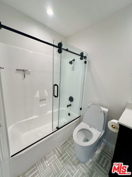 2209 Summertime Lane, Culver City CA: https://media.crmls.org/mediaz/186c6548-b404-42bf-aedb-0b39cb0545bb.jpg