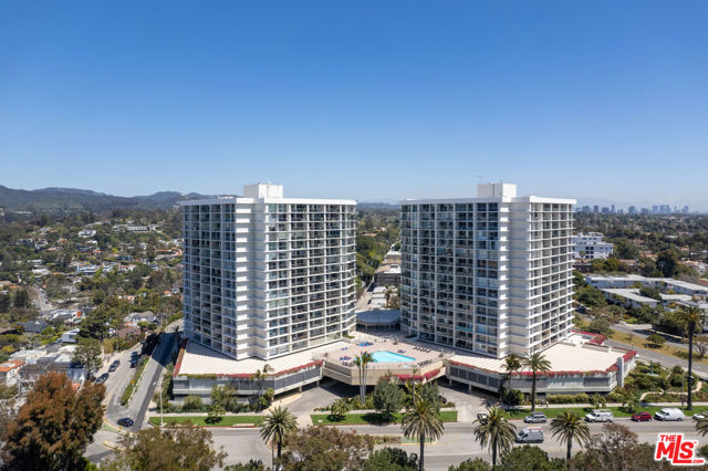 201 Ocean Avenue, 609P photo 4