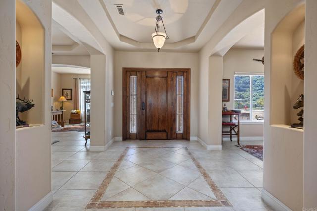 Detail Gallery Image 7 of 60 For 10204 Mount Olympus Valley Rd Rd, Fallbrook,  CA 92028 - 3 Beds | 2/1 Baths