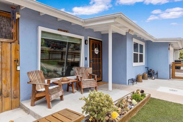 6212 Streamview Dr, San Diego CA: https://media.crmls.org/mediaz/186f4773-c3ad-4a8a-93a3-16d9b1d7eda6.jpg