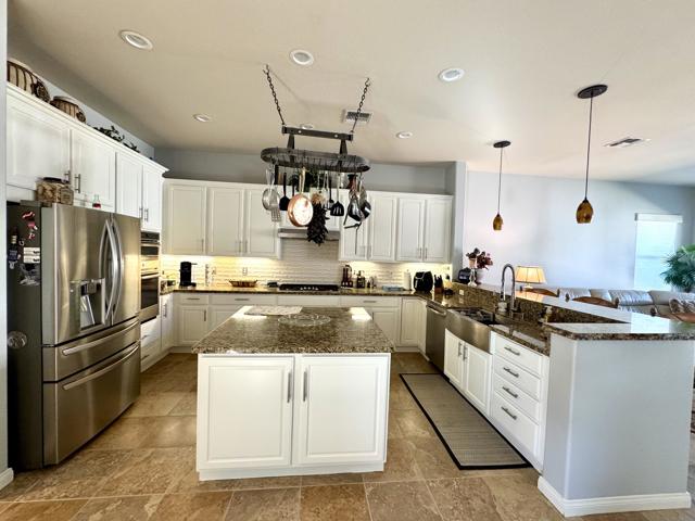 80372 Camino San Lucas, Indio CA: https://media.crmls.org/mediaz/186f684d-95b2-4000-9ca8-ff85e5221065.jpg