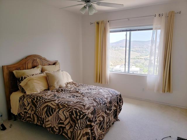 Image 12 of 22 For 10948 Ivy Hill Dr  6