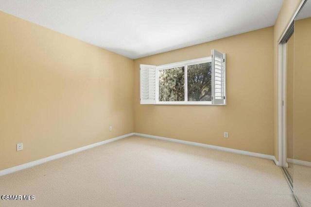 24587 Lola Lane, Newhall CA: https://media.crmls.org/mediaz/18708325-aa58-4c60-bf6b-0eae020fdeae.jpg