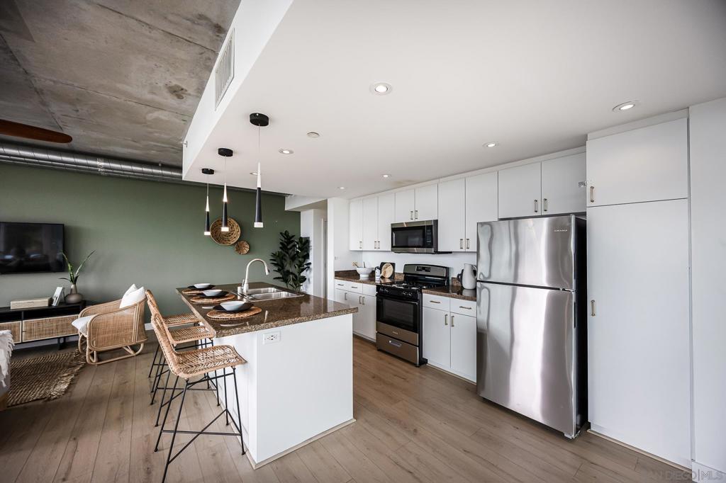 MLS #250041043SD image #10