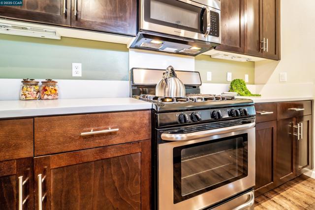 1233 Bockman, San Lorenzo CA: https://media.crmls.org/mediaz/1871081a-4cd7-43c3-b5ff-acf299ee013d.jpg