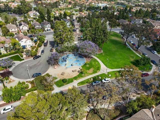 4104 Via Candidiz, San Diego CA: https://media.crmls.org/mediaz/18711081-2883-4306-8f5d-259b3a35302e.jpg