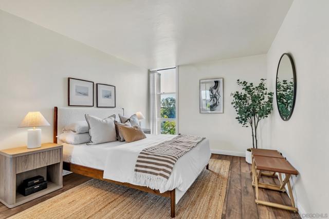3050 Rue D'Orleans, San Diego CA: https://media.crmls.org/mediaz/18713a62-8675-4b73-b0bd-178ea06b4a22.jpg