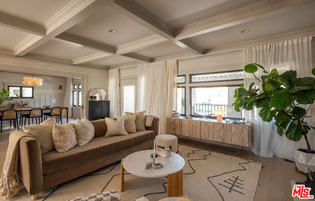 1715 S Kingsley Drive, Los Angeles CA: https://media.crmls.org/mediaz/187190ce-991c-4711-82f5-88c044cabad5.jpg