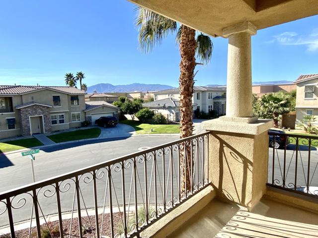 83282 Wagon Road, Indio CA: https://media.crmls.org/mediaz/1872c9a7-032b-44c8-bc40-58512c3536bf.jpg