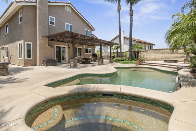 4016 Blairwood Drive, Moorpark CA: https://media.crmls.org/mediaz/1872e710-e637-4be1-8231-c4906117ef9f.jpg