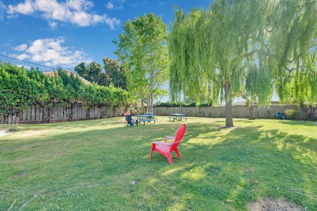 1518 Day Avenue, San Mateo CA: https://media.crmls.org/mediaz/18733176-8655-4df8-b9db-fec4e70cd836.jpg
