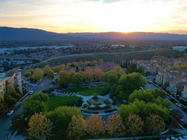 568 Altino Boulevard, San Jose CA: https://media.crmls.org/mediaz/18744bb9-06b8-4d5b-b6da-4084bb849bcb.jpg