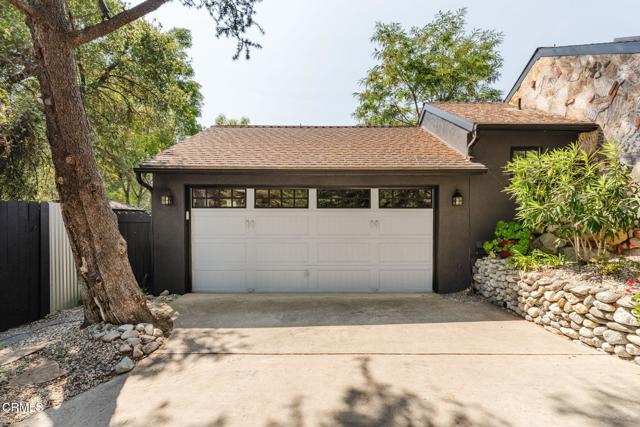 4953 Alta Canyada Road, La Canada Flintridge CA: https://media.crmls.org/mediaz/18745bec-363b-4408-a9f5-04e05a56b6e1.jpg