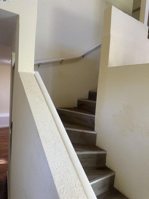 Image 21 of 29 For 490 Gobbi St