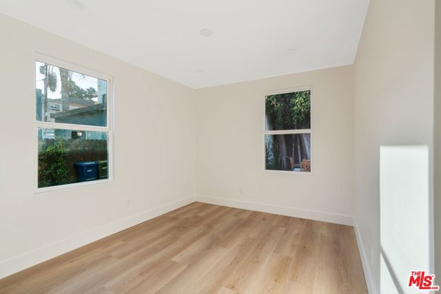 7957 Fountain Avenue photo 24