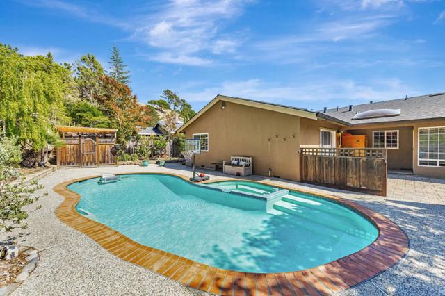 1741 Los Altos Drive, San Mateo CA: https://media.crmls.org/mediaz/18775370-20f9-42f6-9133-ab31052616bc.jpg