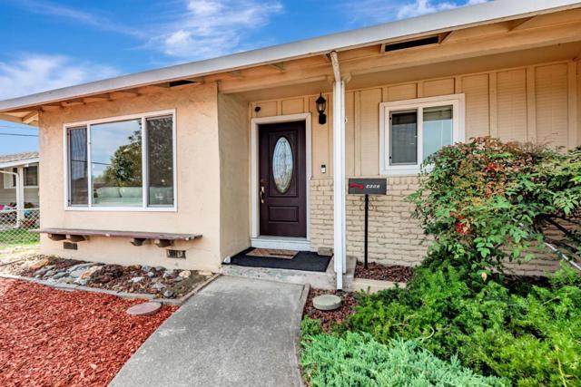 4692 Nelson Street, Fremont CA: https://media.crmls.org/mediaz/1878bcbb-c3ee-4866-b6f6-f073cd3b9cac.jpg