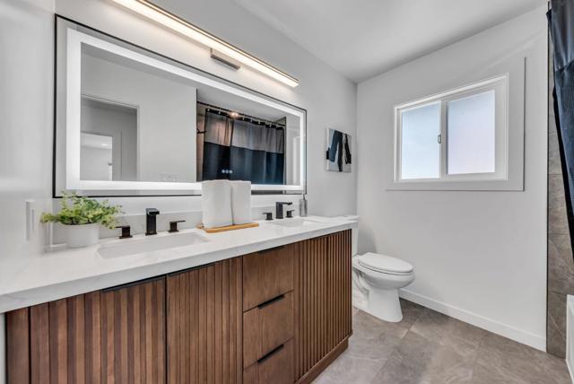 6 Whitecliff Court, San Mateo CA: https://media.crmls.org/mediaz/1878f6cc-865f-4ab3-aa48-67ff185b3b8a.jpg