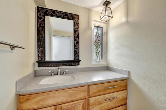 Detail Gallery Image 12 of 29 For 2666 Worden #8,  San Diego,  CA 92110 - 2 Beds | 1/1 Baths