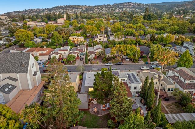 220 26th Avenue, San Mateo CA: https://media.crmls.org/mediaz/187a4e0b-e497-4760-add3-d1f0e0aa75b9.jpg
