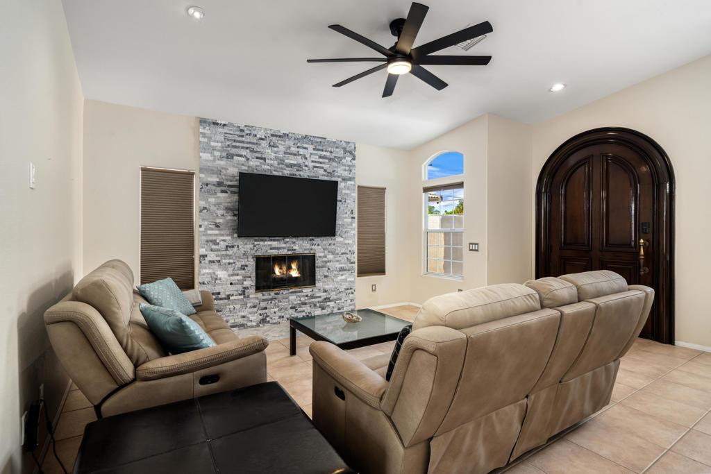 MLS #219136931PS image #1